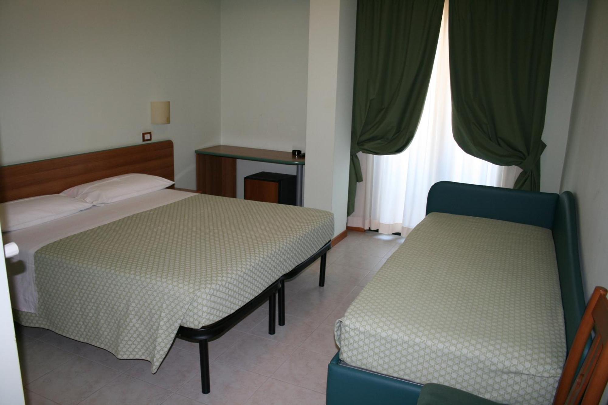 La Perla B&B Hotel Roseto Degli Abruzzi Dış mekan fotoğraf