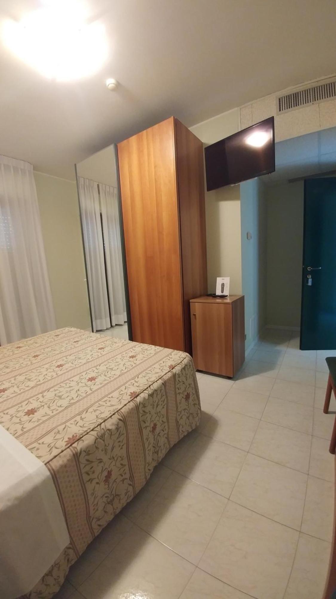 La Perla B&B Hotel Roseto Degli Abruzzi Dış mekan fotoğraf